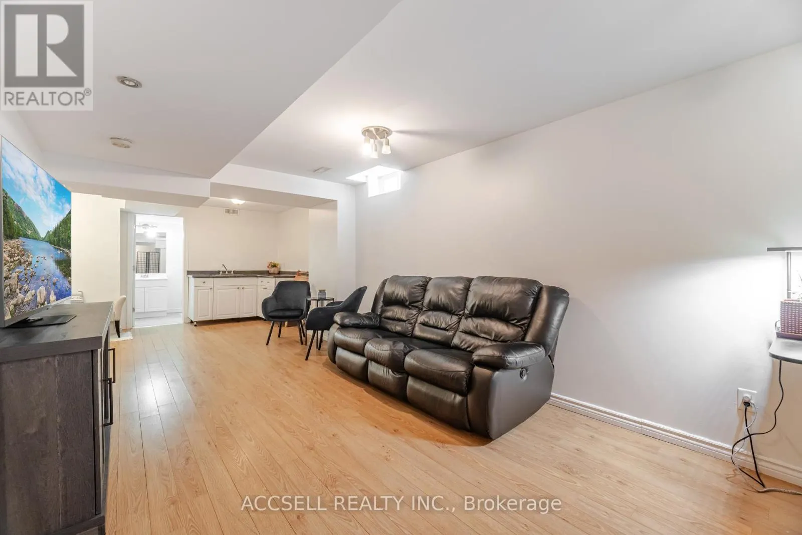 323 PETTIGREW TRAIL