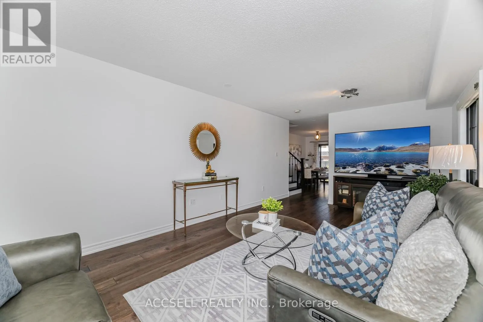 323 PETTIGREW TRAIL