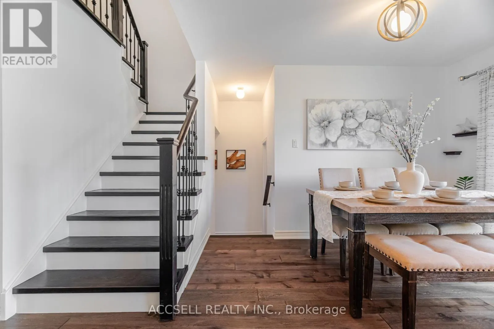 323 PETTIGREW TRAIL