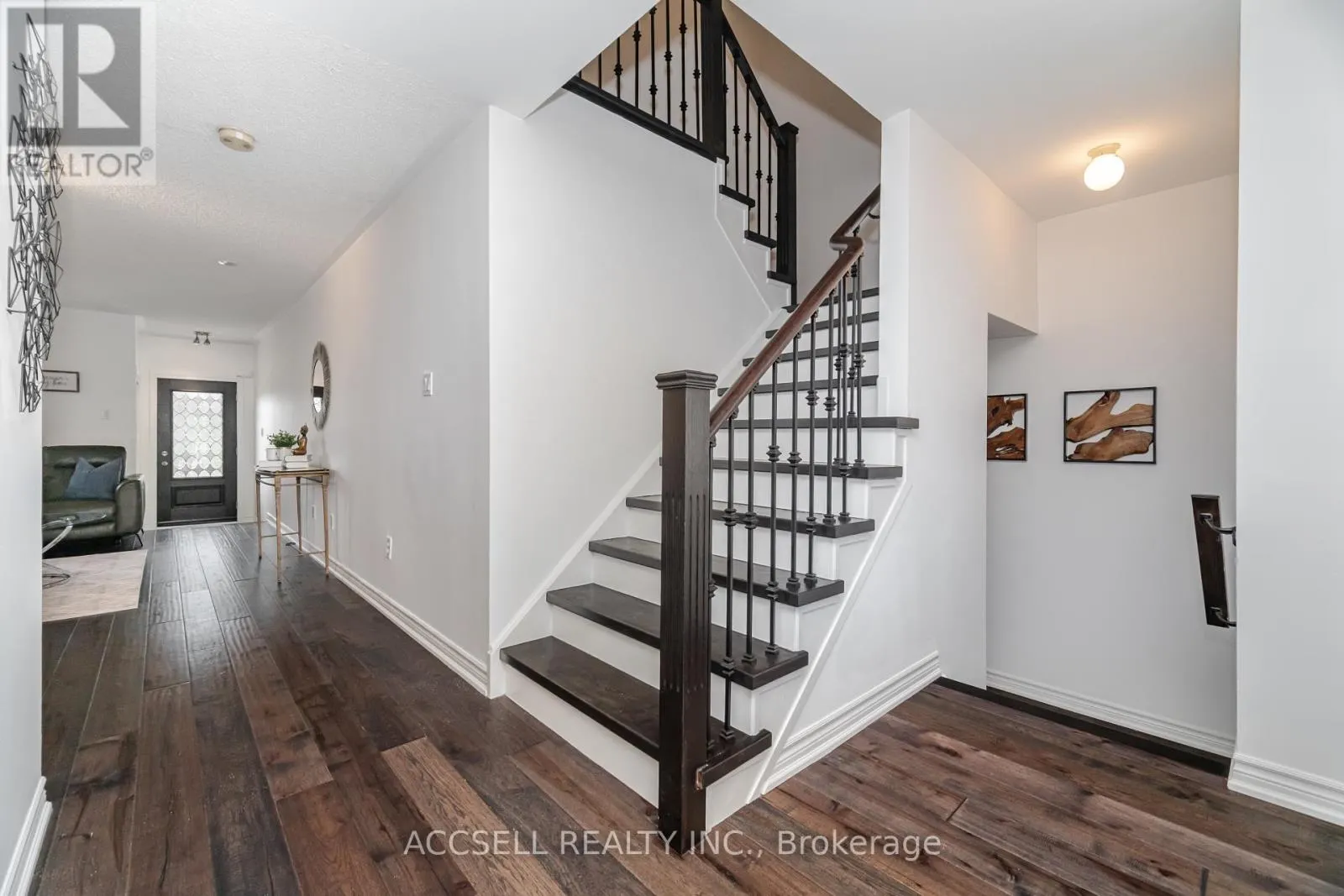 323 PETTIGREW TRAIL