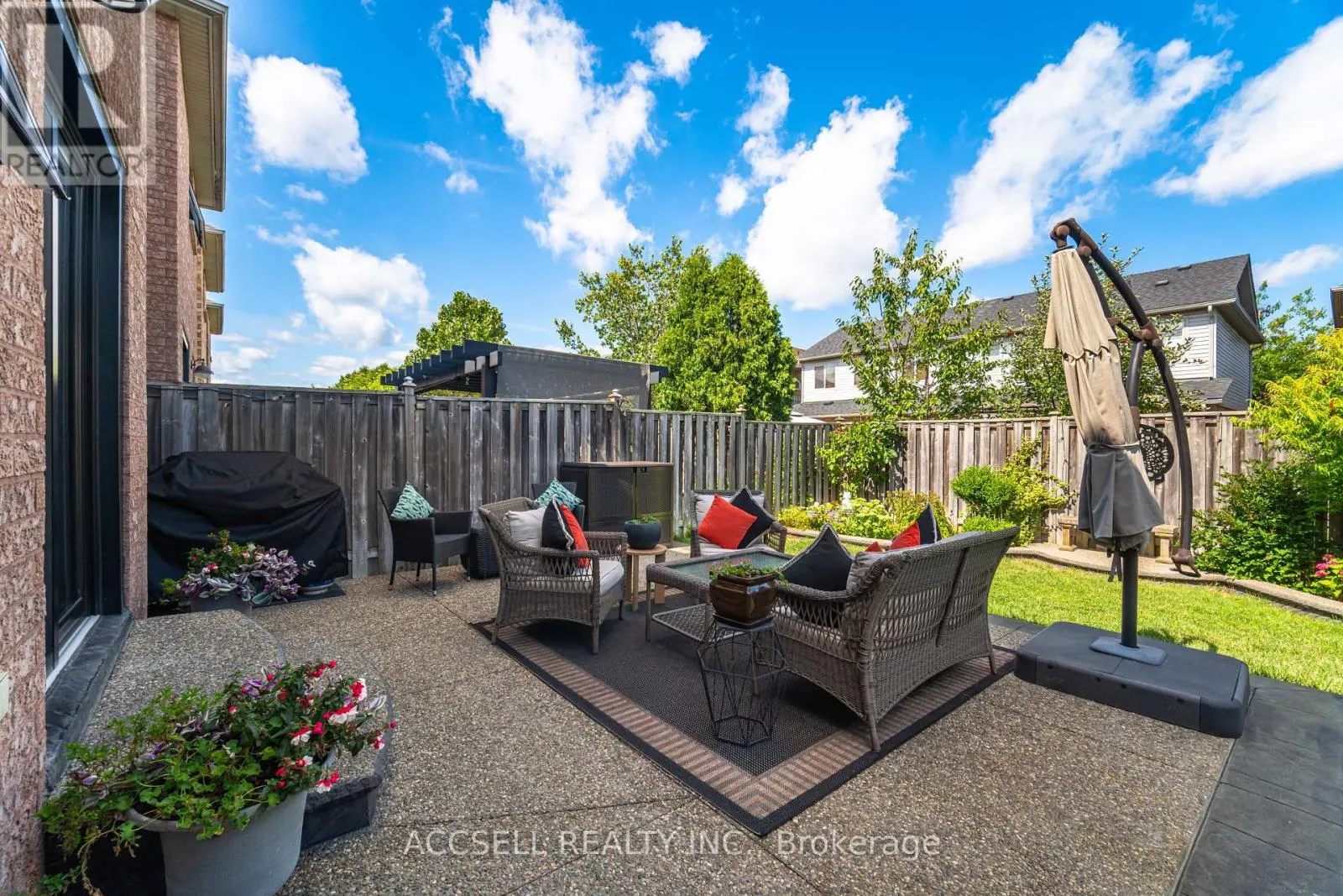 323 PETTIGREW TRAIL
