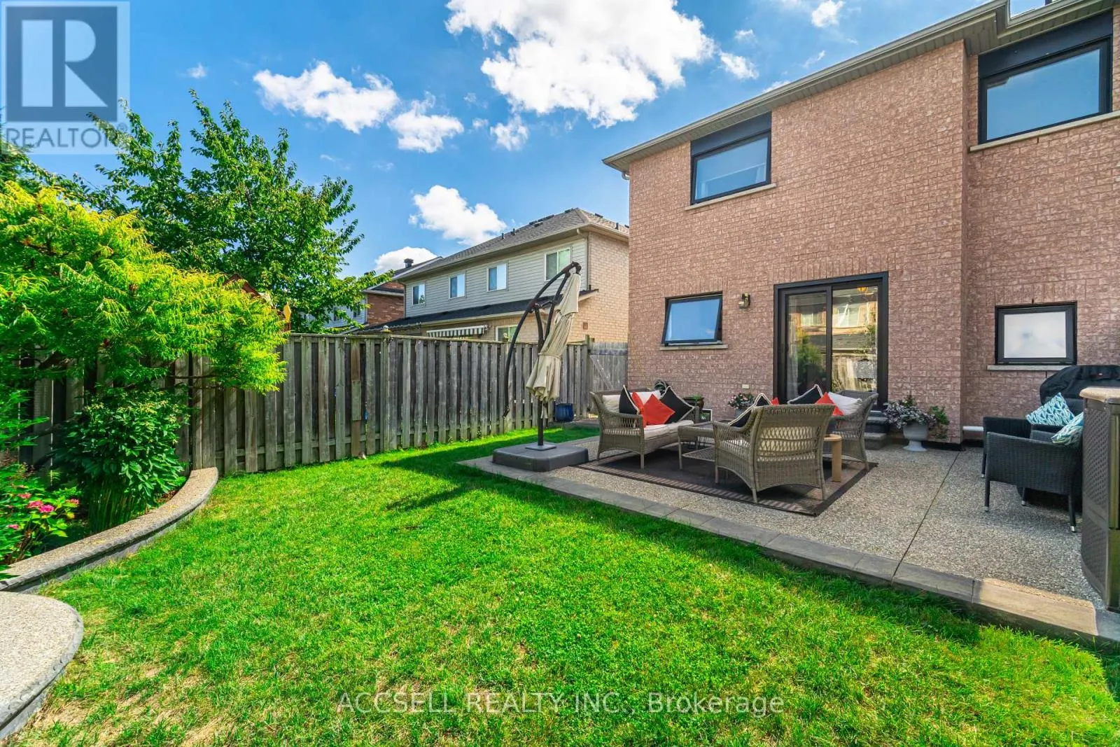 323 PETTIGREW TRAIL