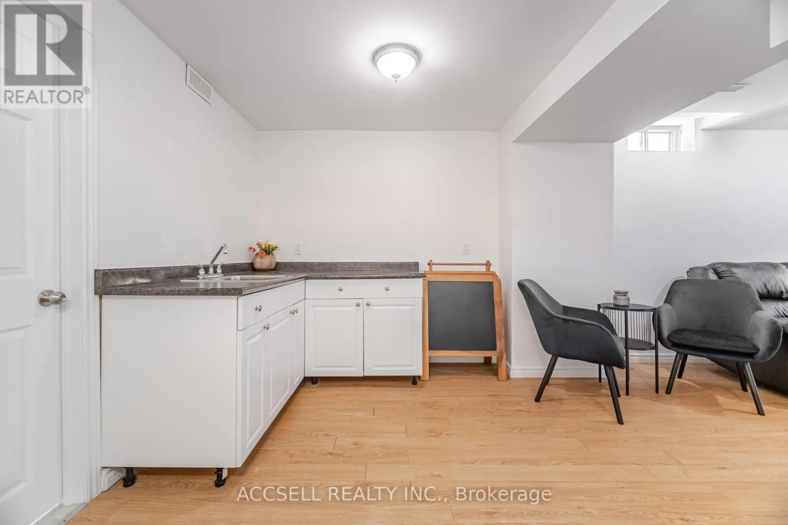 323 PETTIGREW TRAIL
