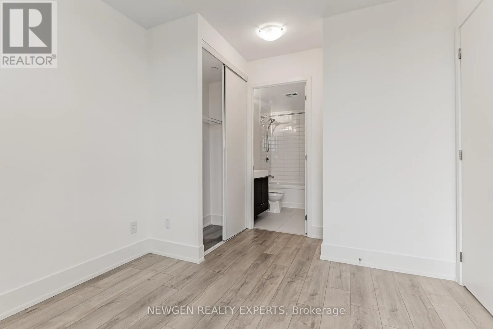521 - 3100 KEELE STREET