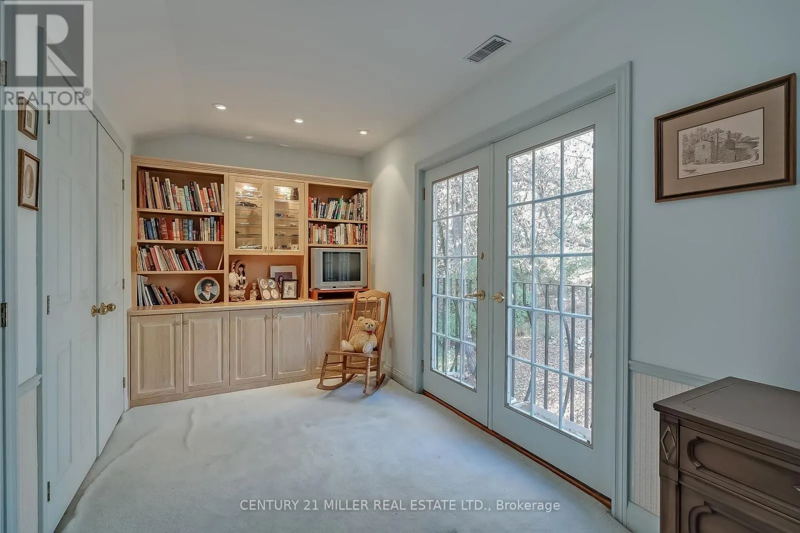 1296 CUMNOCK CRESCENT