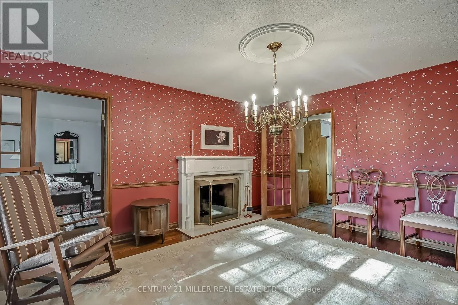 1296 CUMNOCK CRESCENT
