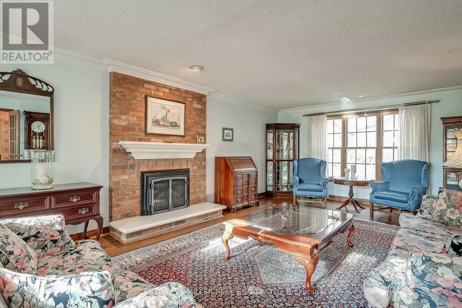 1296 CUMNOCK CRESCENT