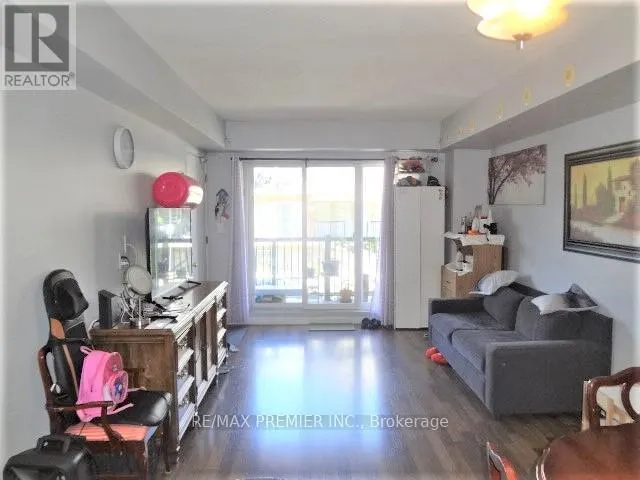 2067 - 3041 FINCH AVENUE W