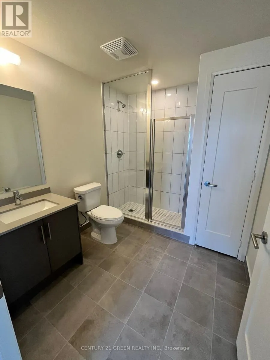 307 - 509 DUNDAS STREET W