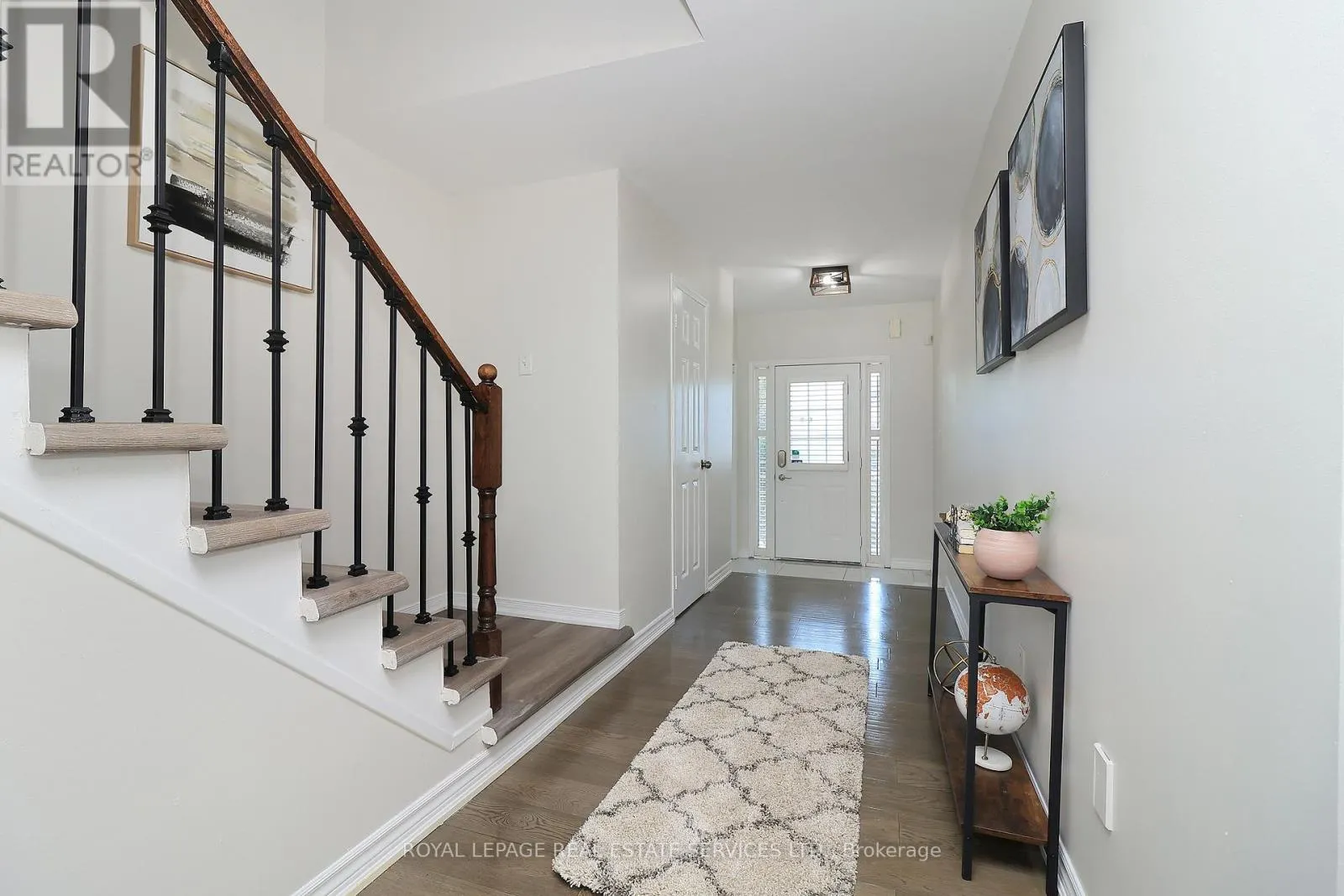 1747 COBRA CRESCENT