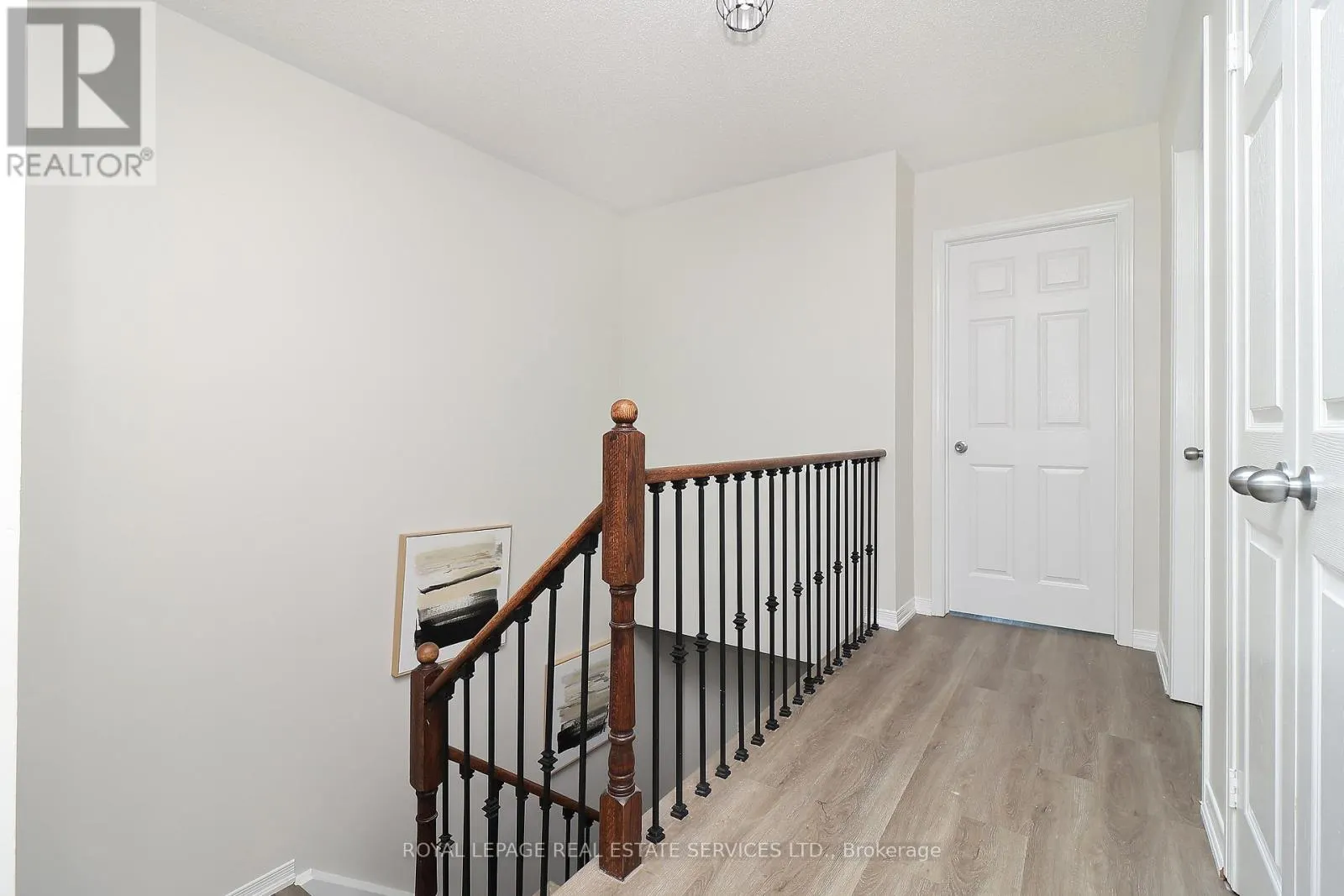 1747 COBRA CRESCENT