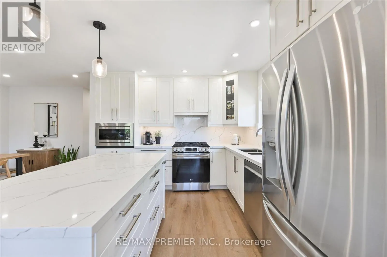 2461 PADSTOW CRESCENT