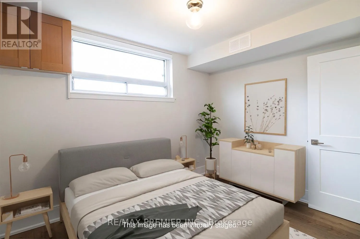 2461 PADSTOW CRESCENT