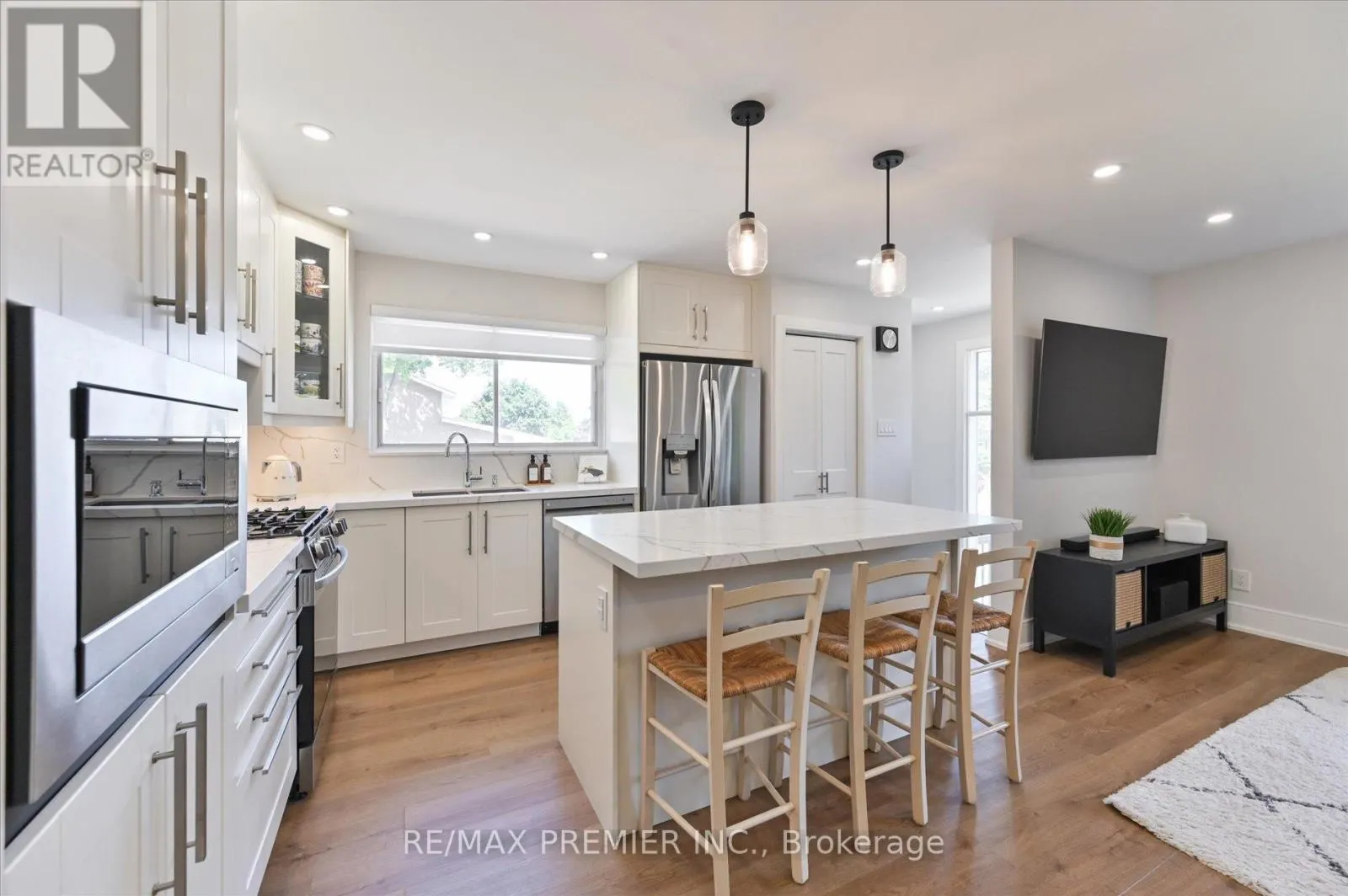 2461 PADSTOW CRESCENT