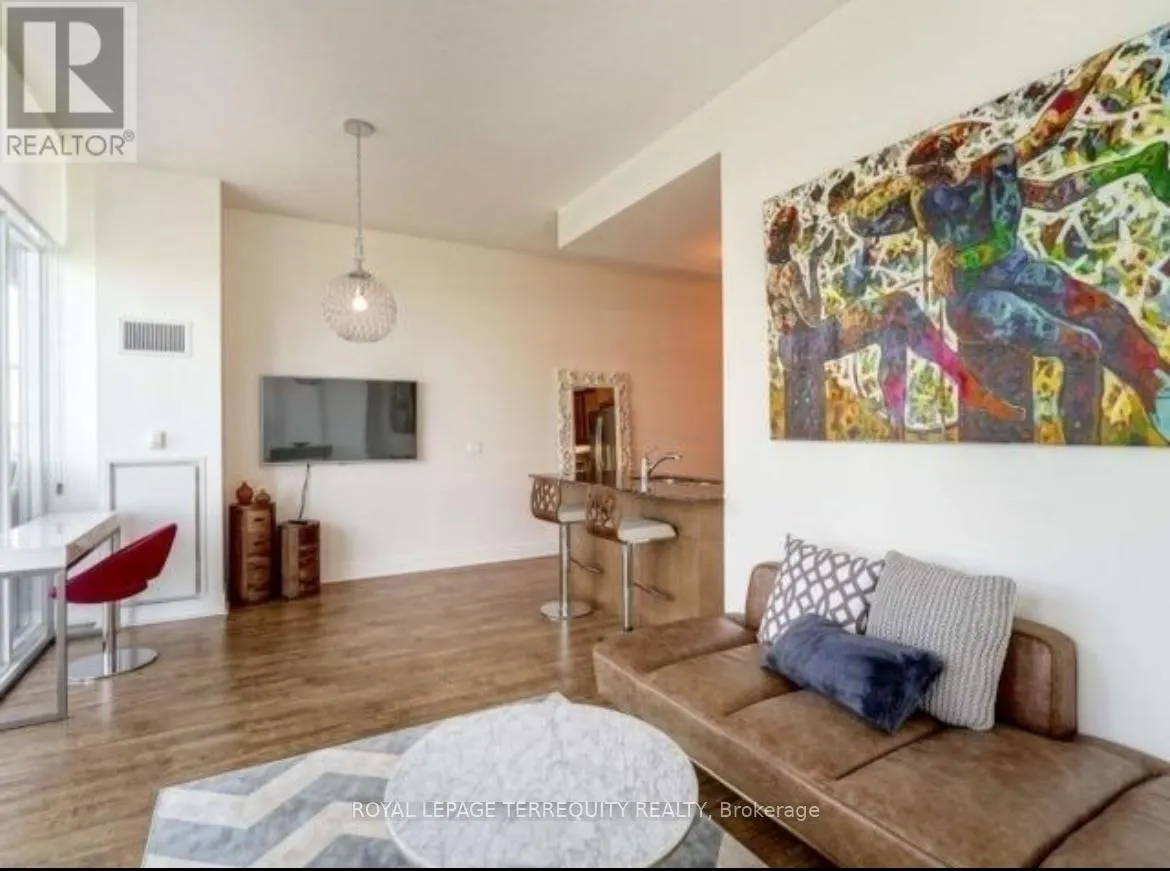403 - 58 MARINE PARADE DRIVE