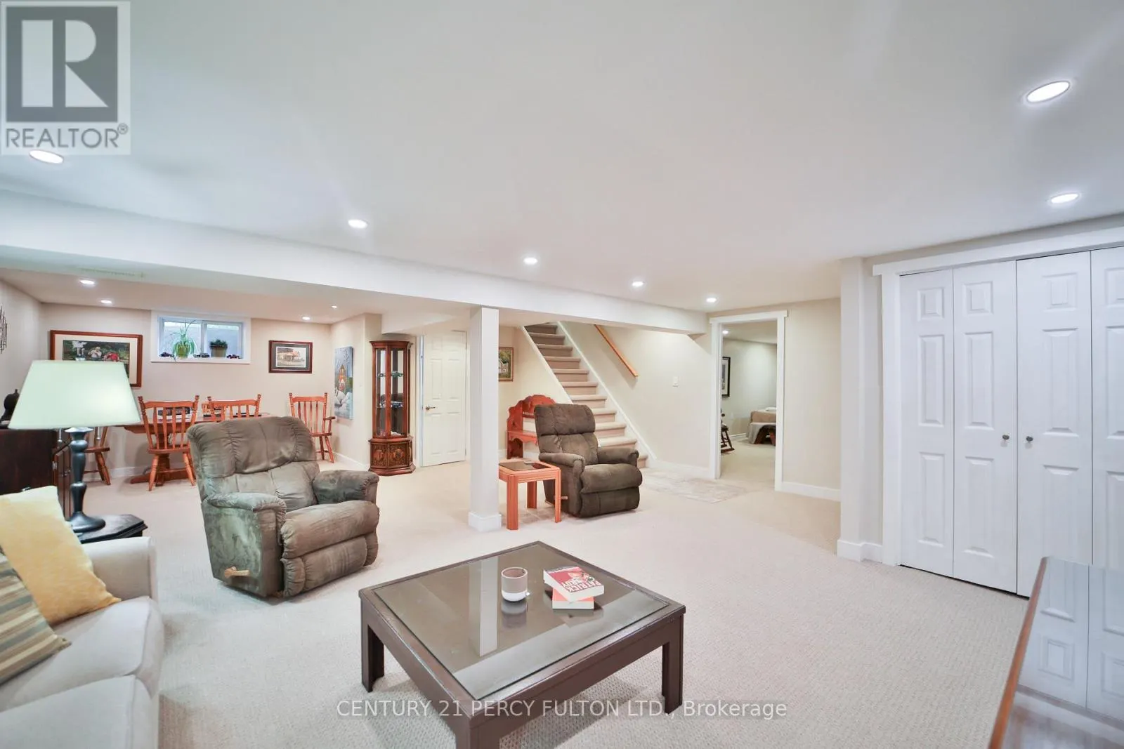 1520 REBECCA STREET