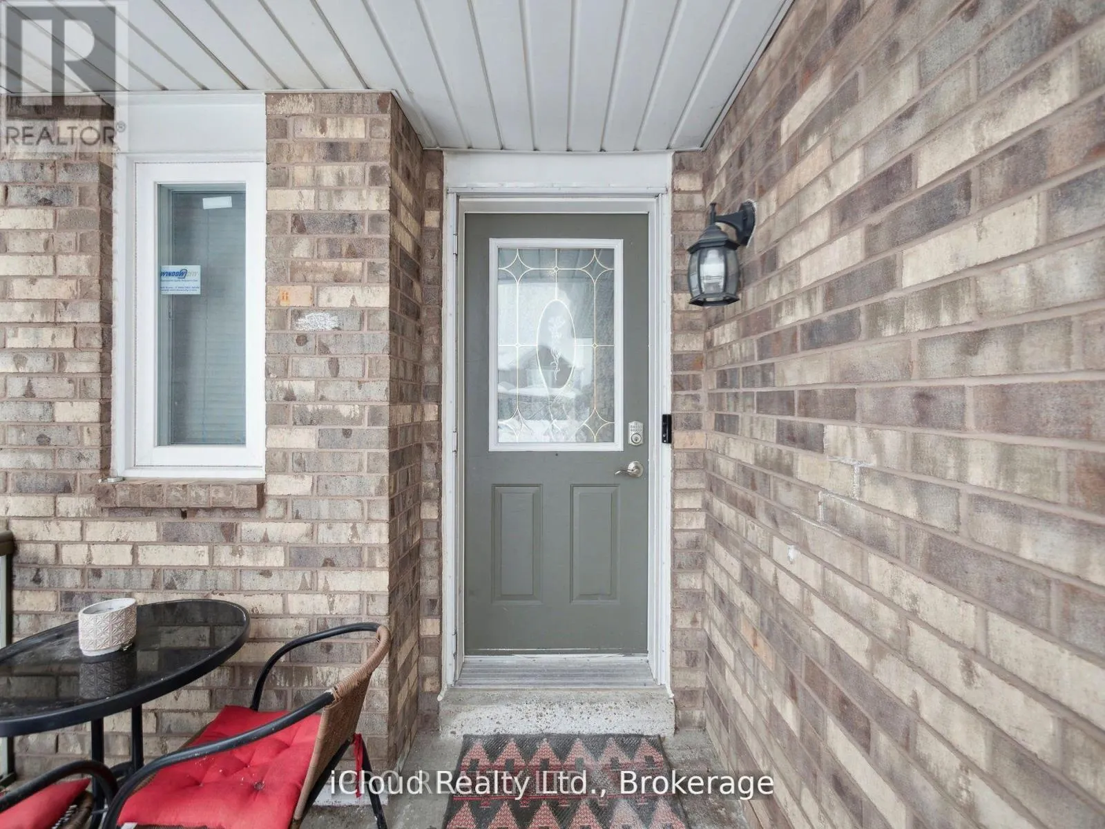 424 JAY CRESCENT
