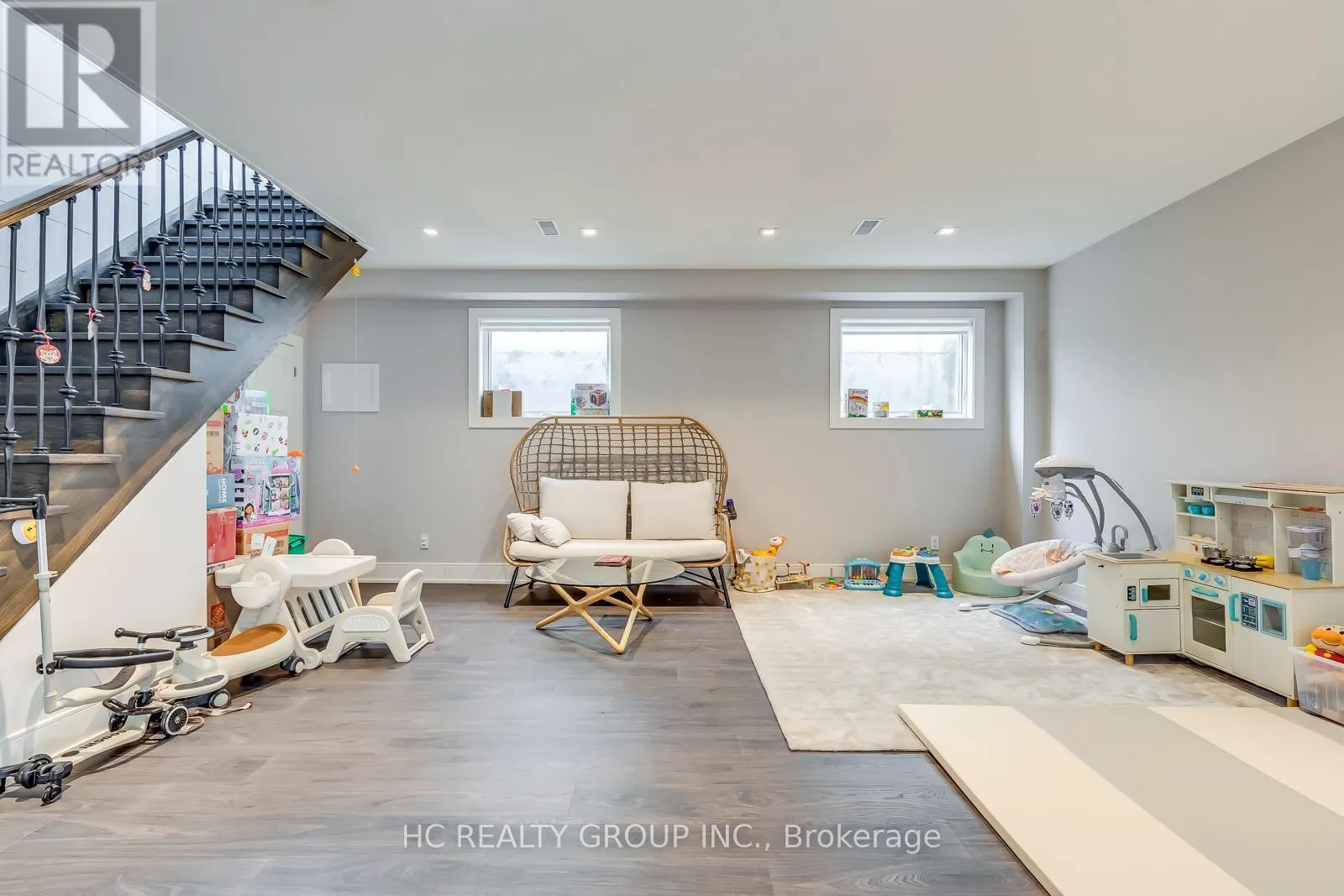 18 ASH CRESCENT