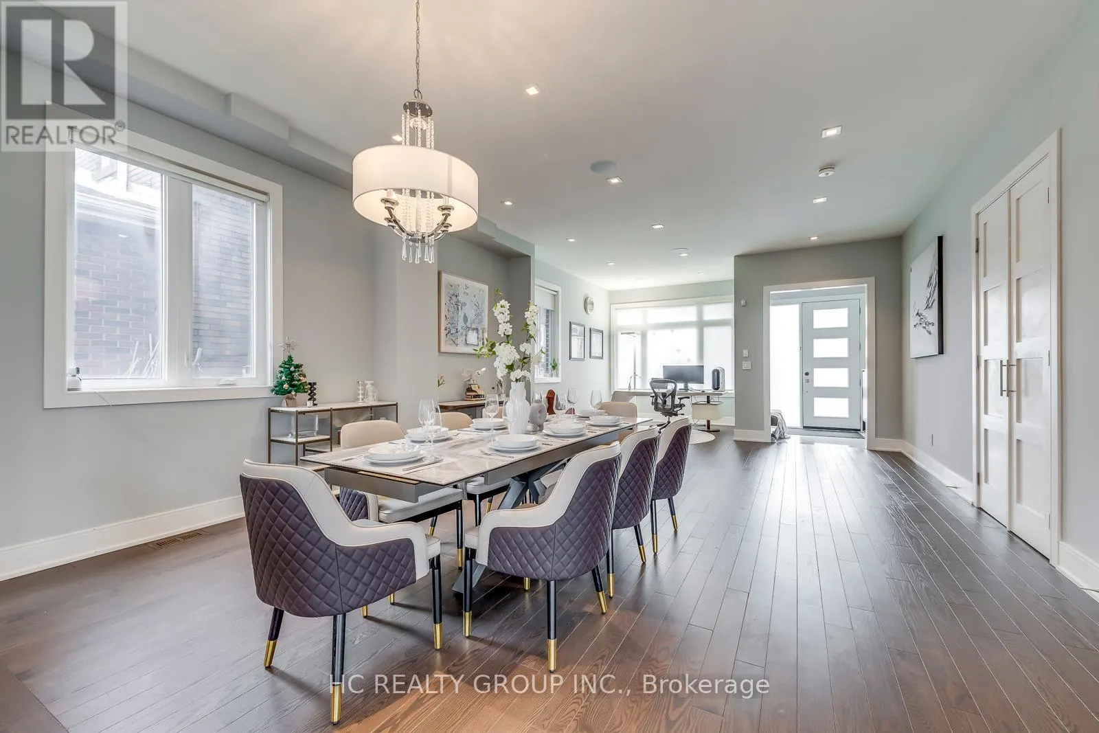 18 ASH CRESCENT