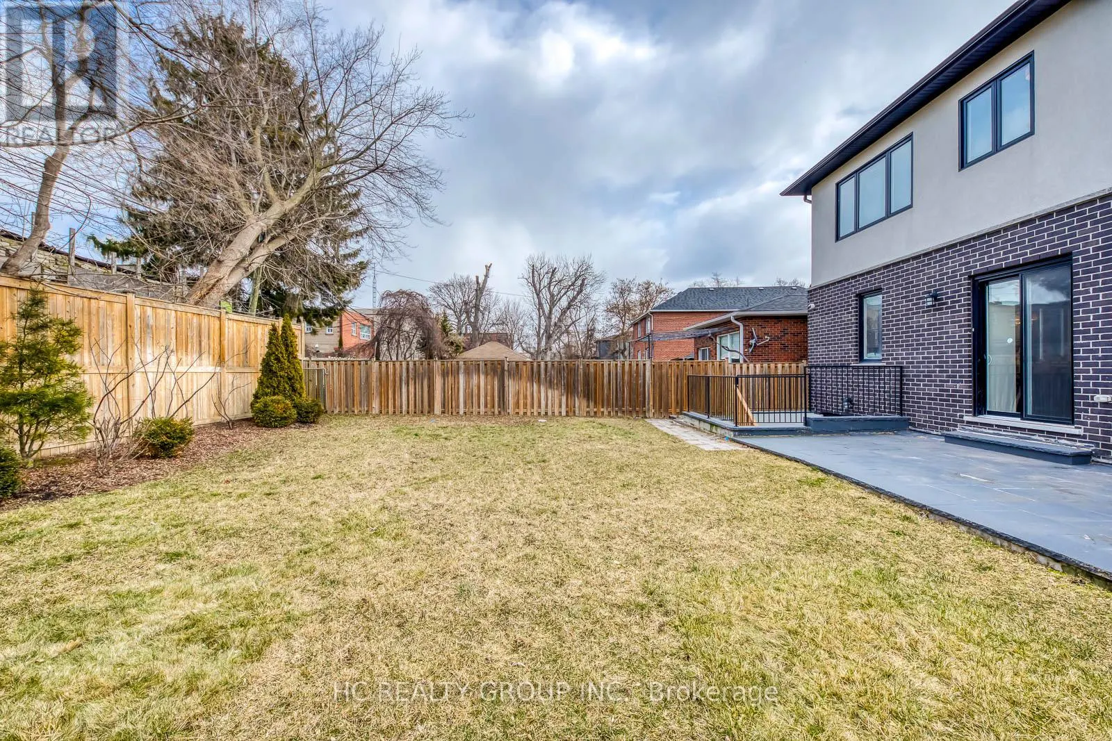 18 ASH CRESCENT