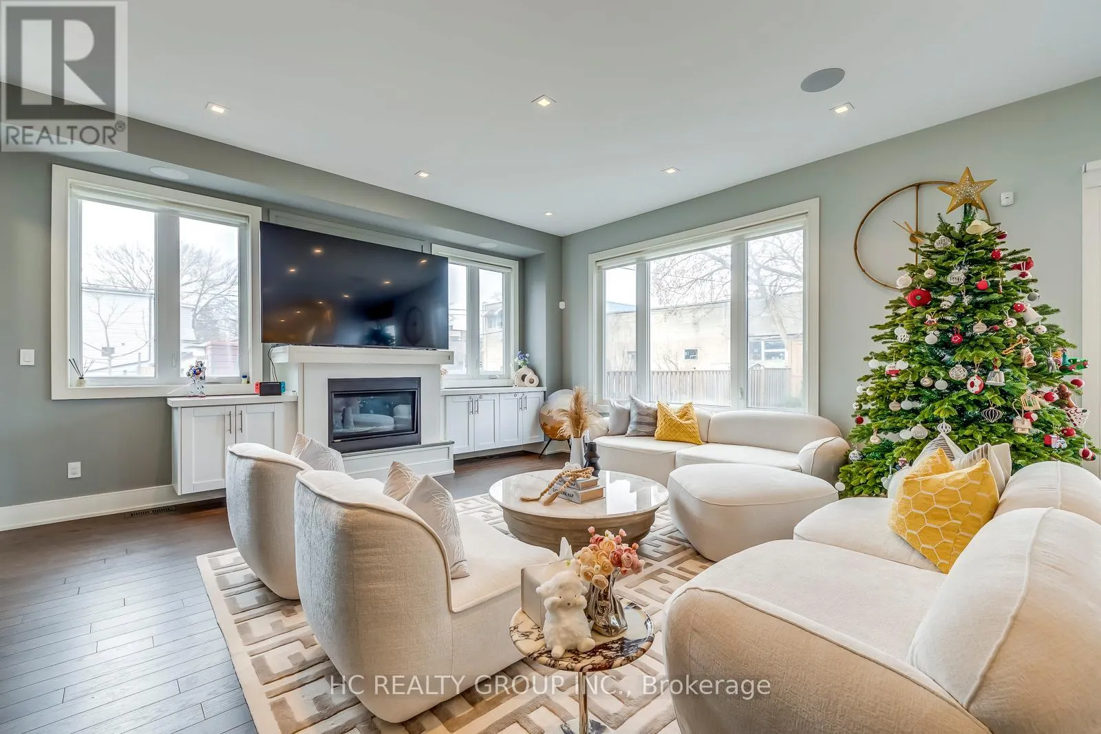 18 ASH CRESCENT