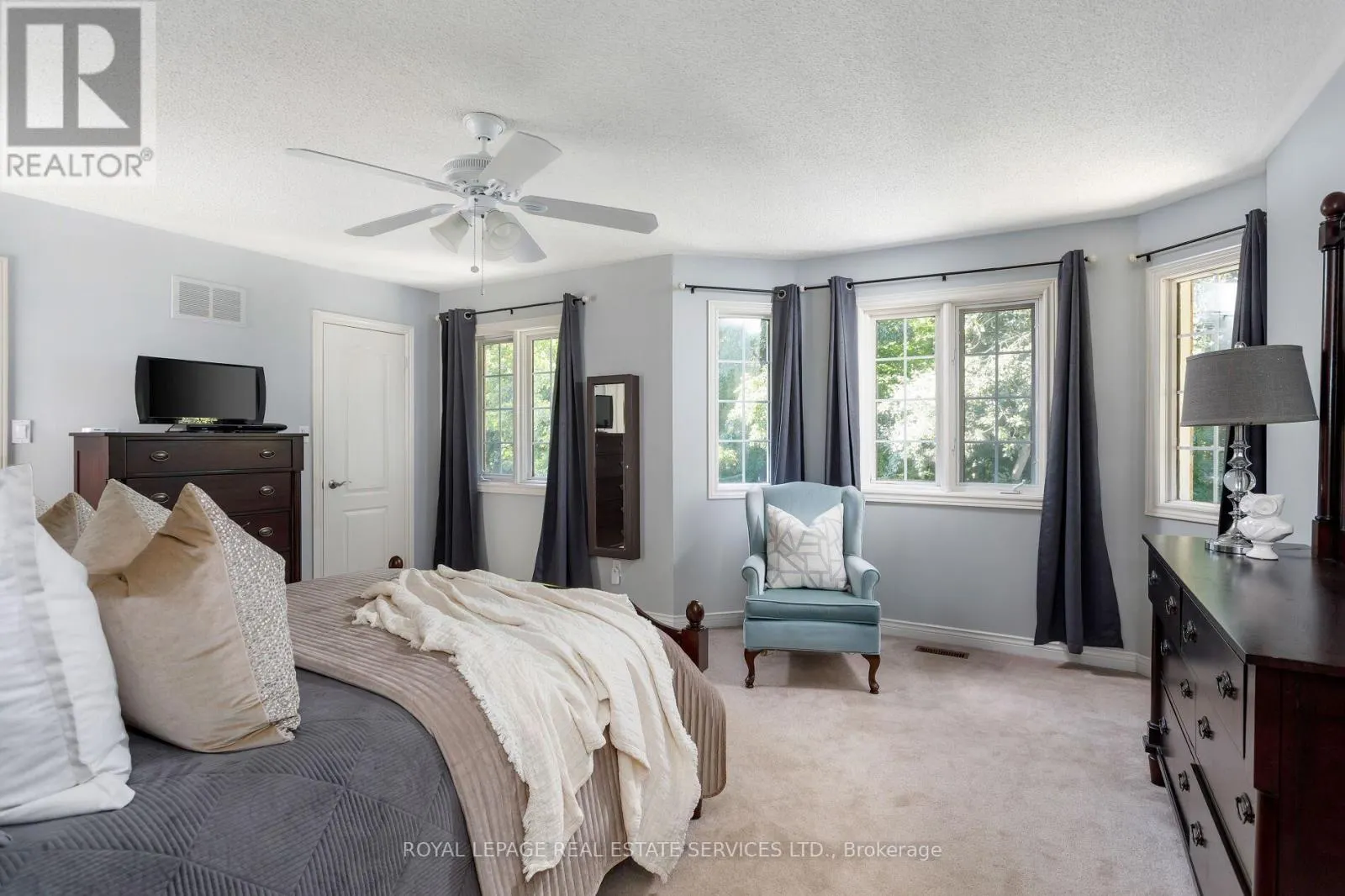 2349 HILLTOP LANE