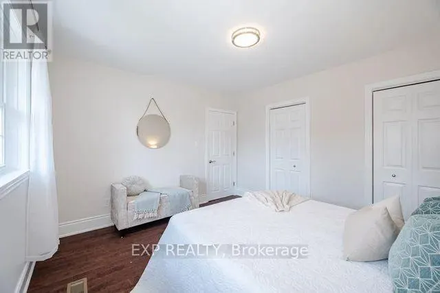42 HILLSIDE DRIVE