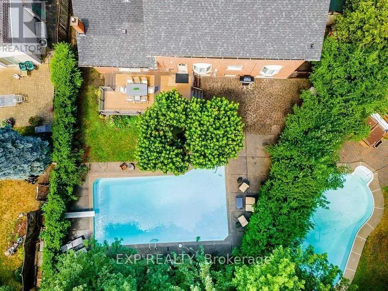 42 HILLSIDE DRIVE