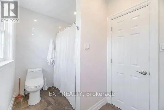 42 HILLSIDE DRIVE