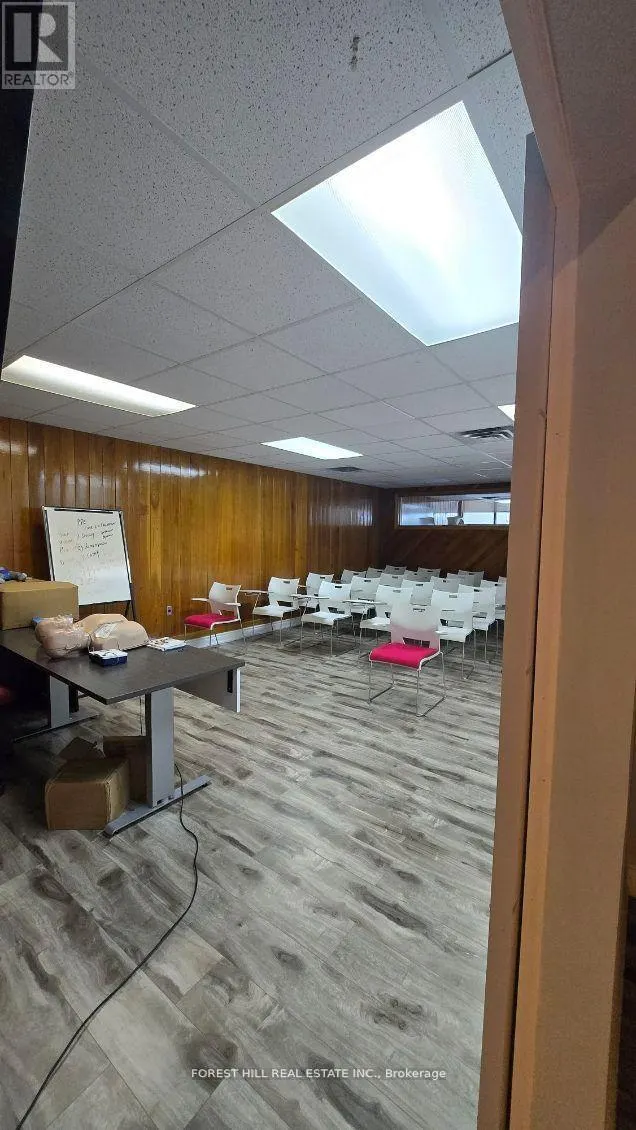 2ND FLOOR - 44 QUEEN STREET E