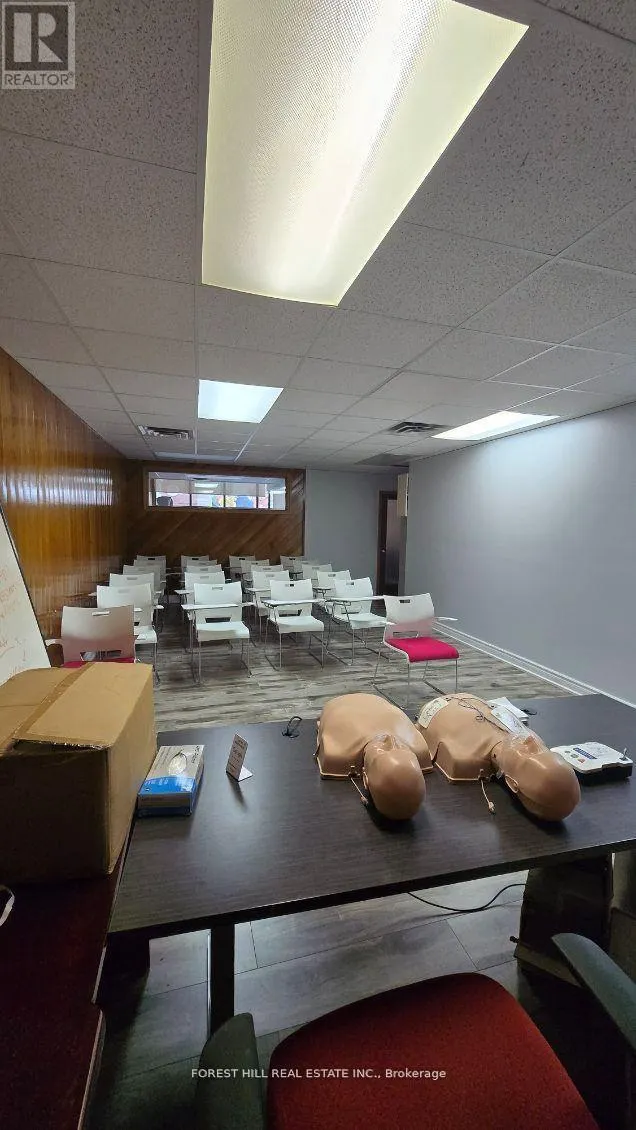 2ND FLOOR - 44 QUEEN STREET E