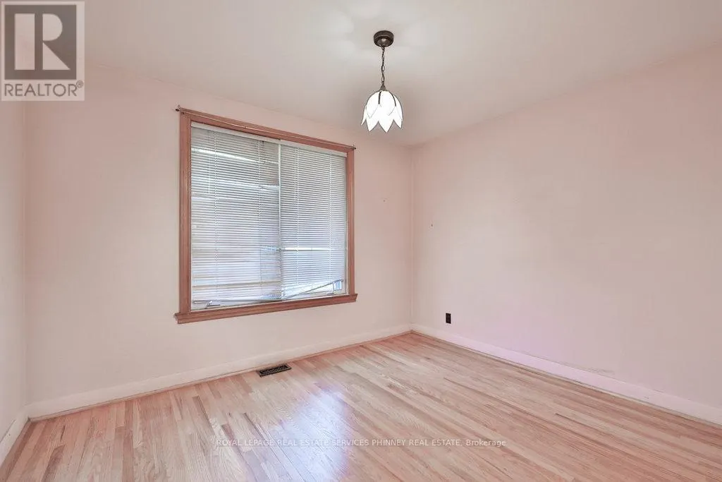 72 ORIOLE AVENUE