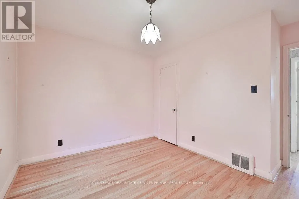 72 ORIOLE AVENUE