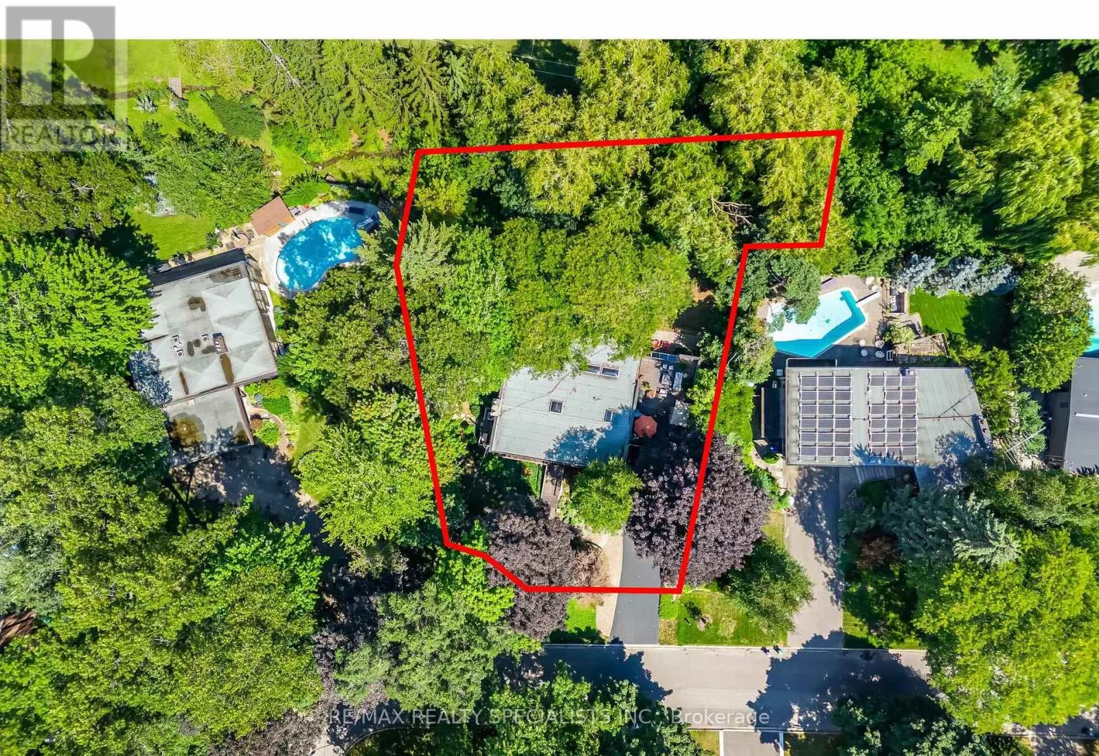 251 DICKSON PARK CRESCENT