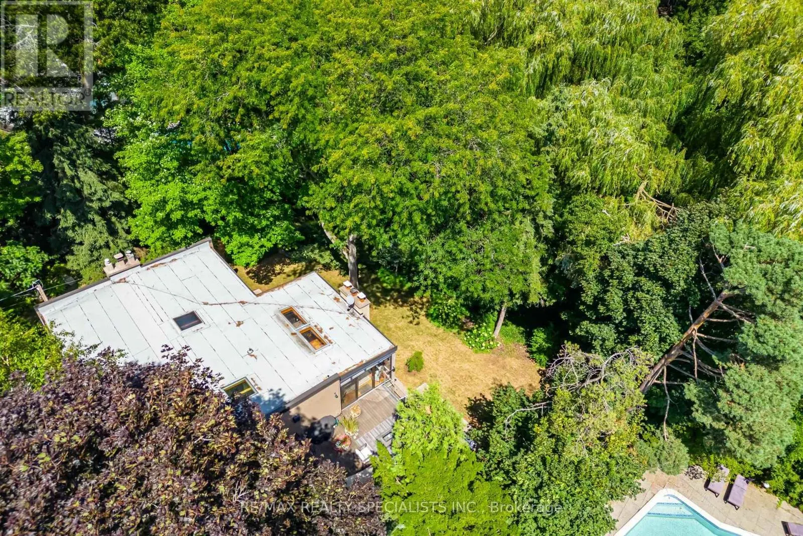 251 DICKSON PARK CRESCENT