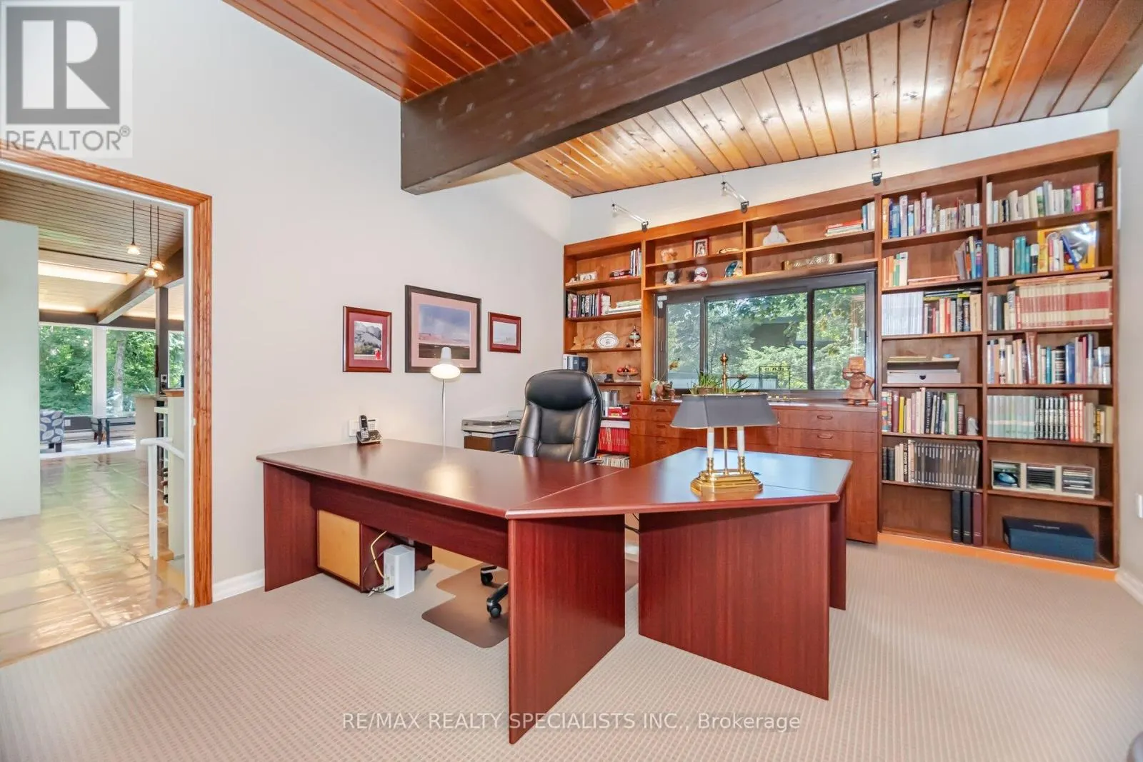 251 DICKSON PARK CRESCENT