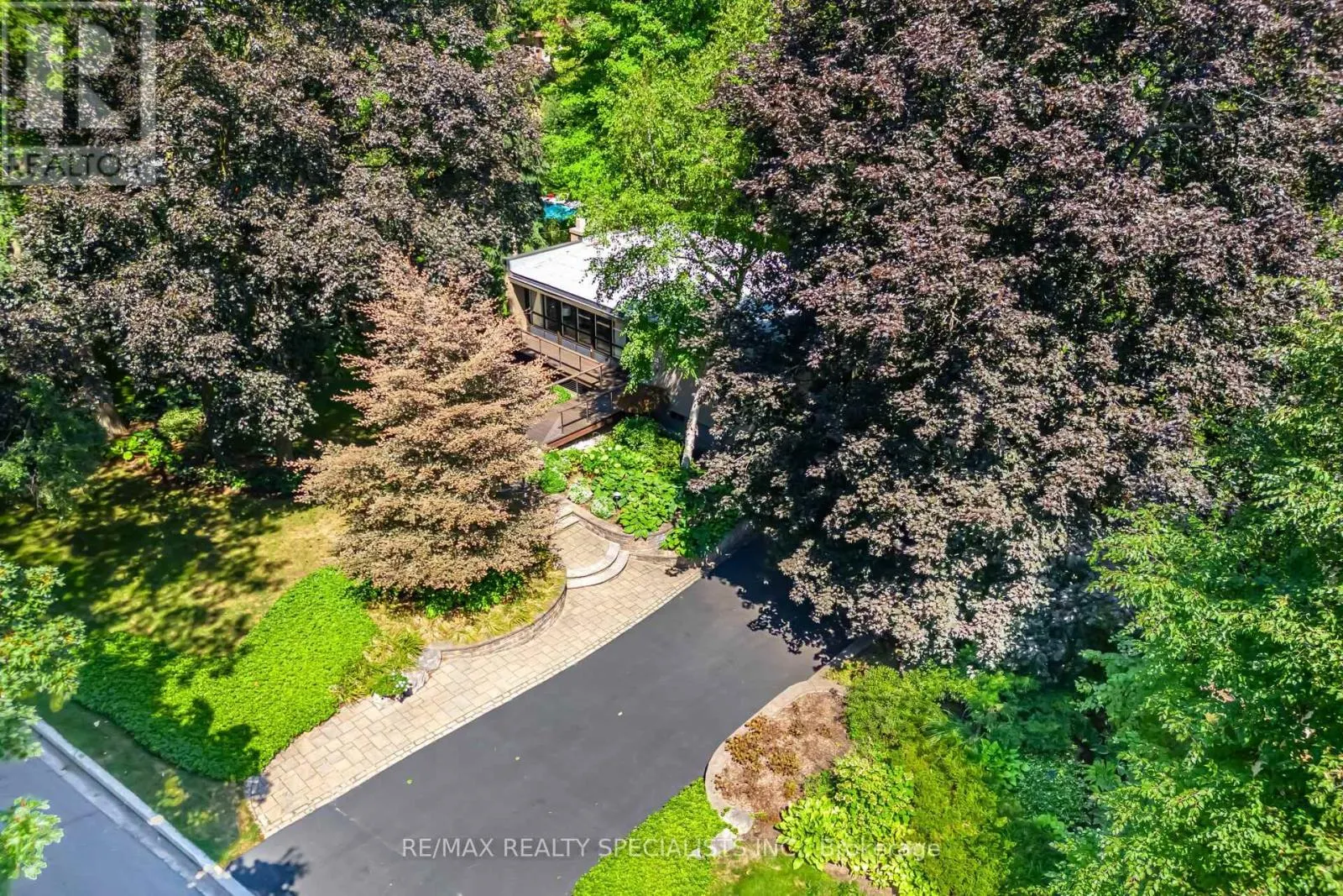 251 DICKSON PARK CRESCENT