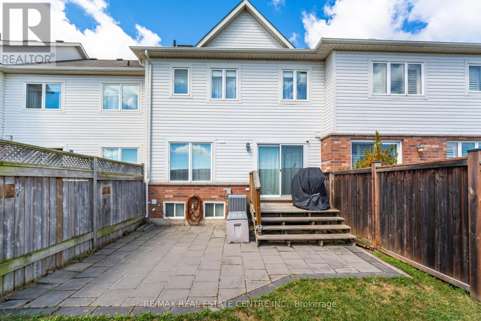 4834 CAPRI CRESCENT