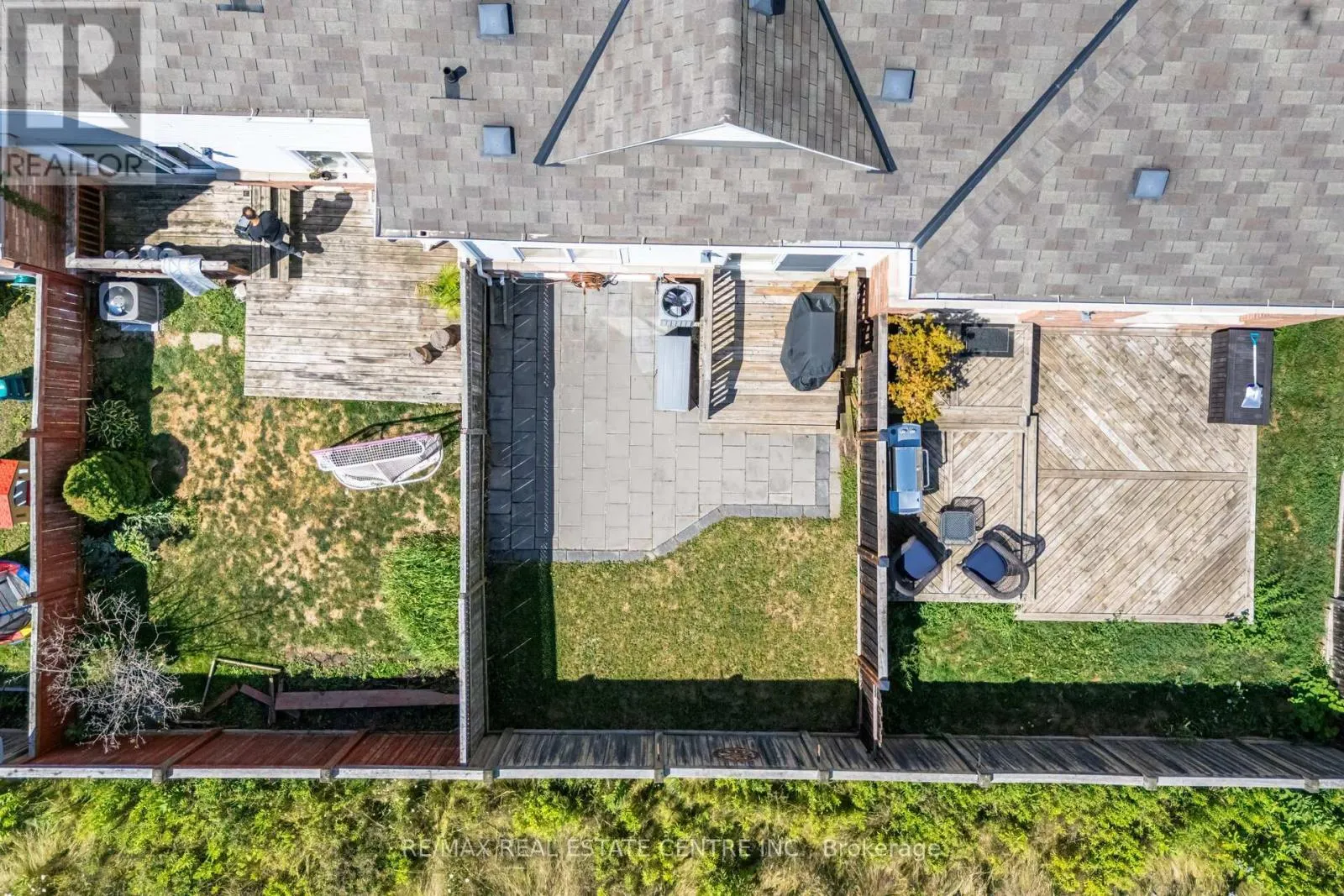 4834 CAPRI CRESCENT