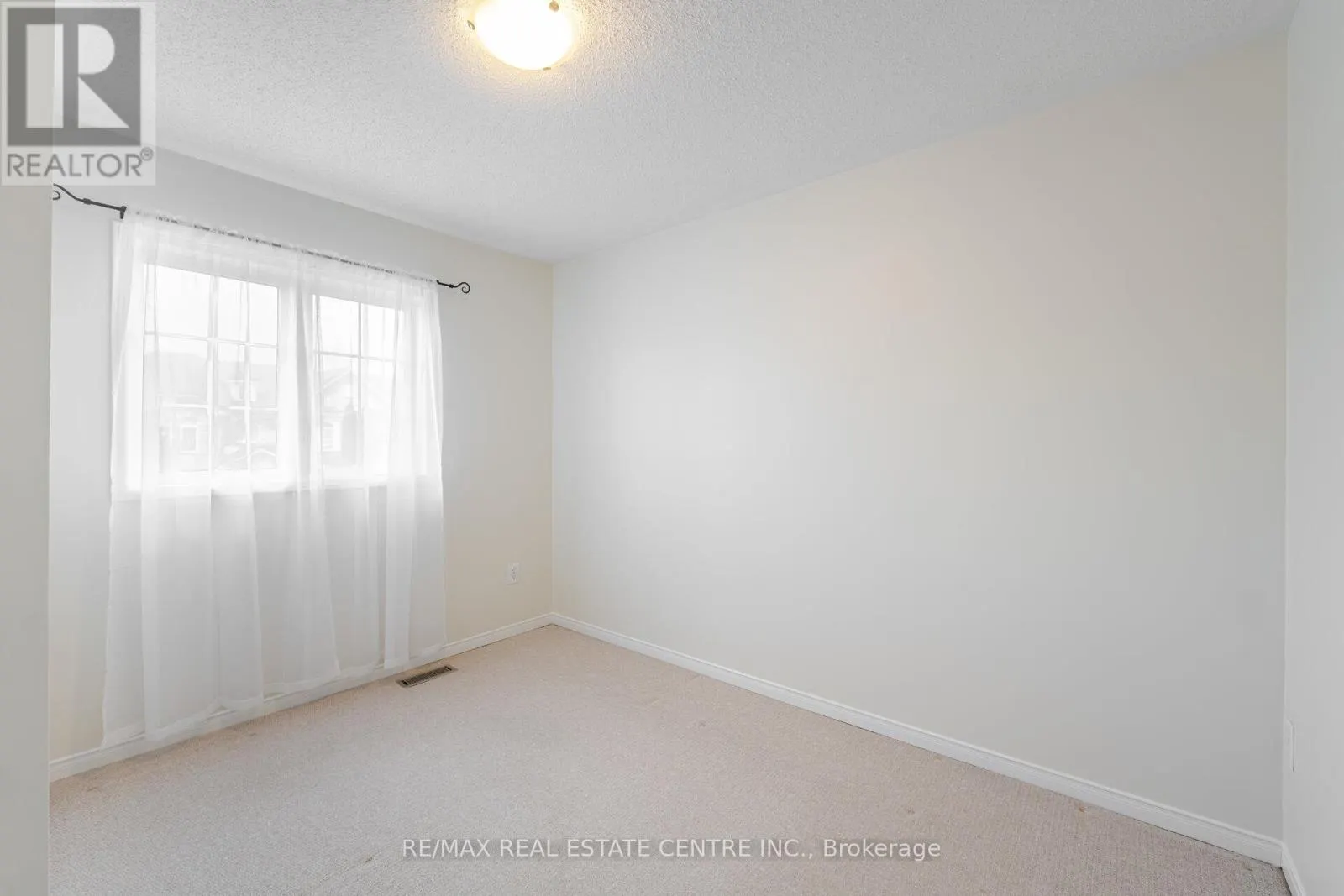 4834 CAPRI CRESCENT