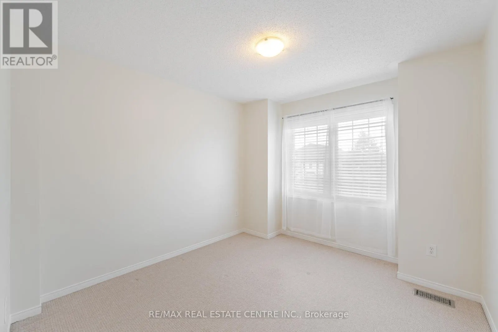 4834 CAPRI CRESCENT