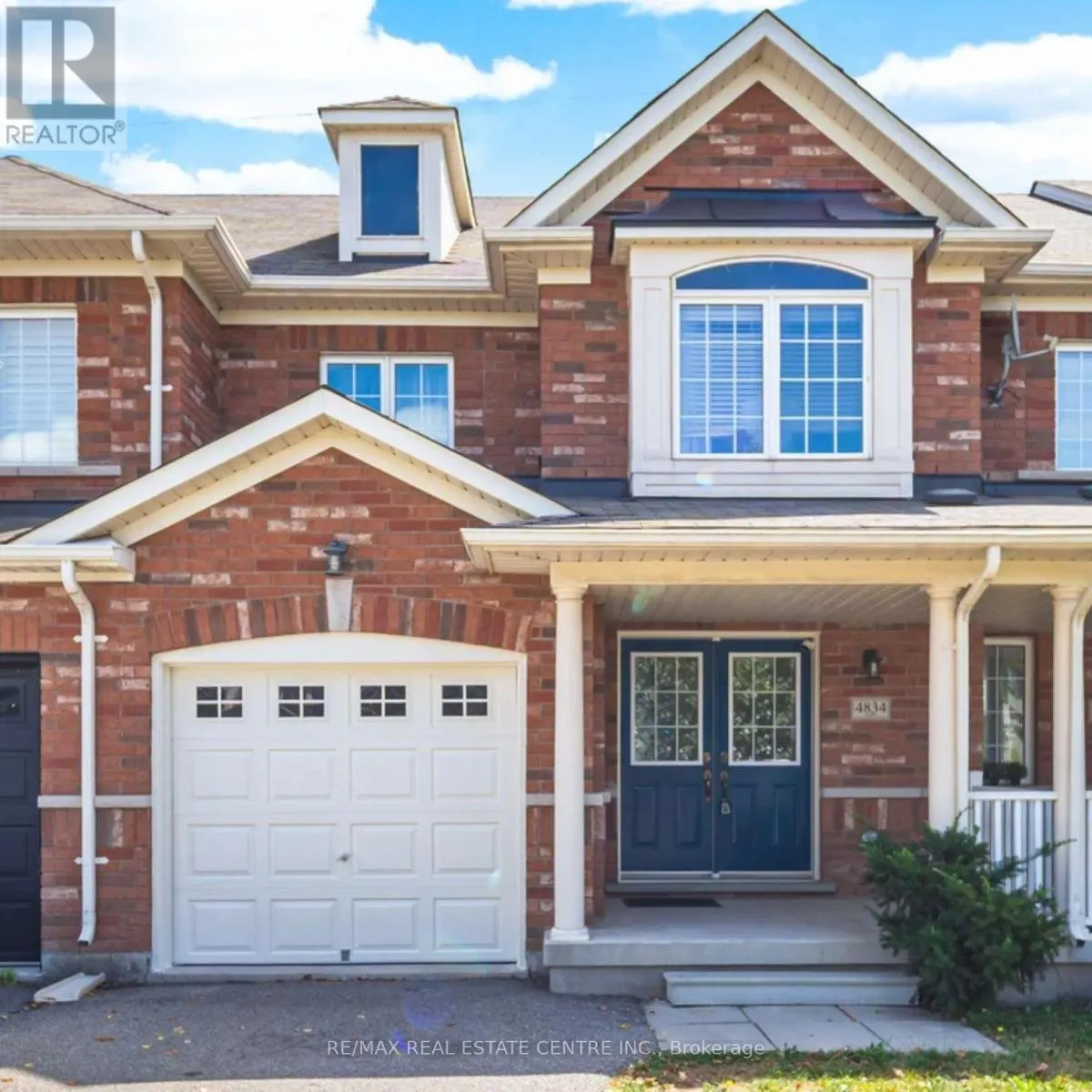 4834 CAPRI CRESCENT