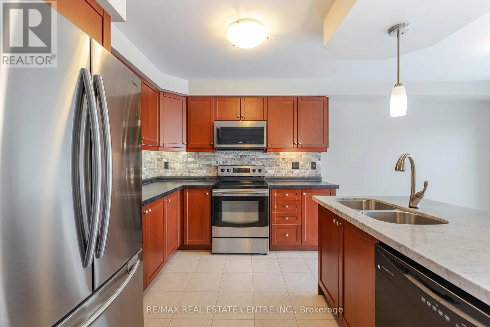 4834 CAPRI CRESCENT