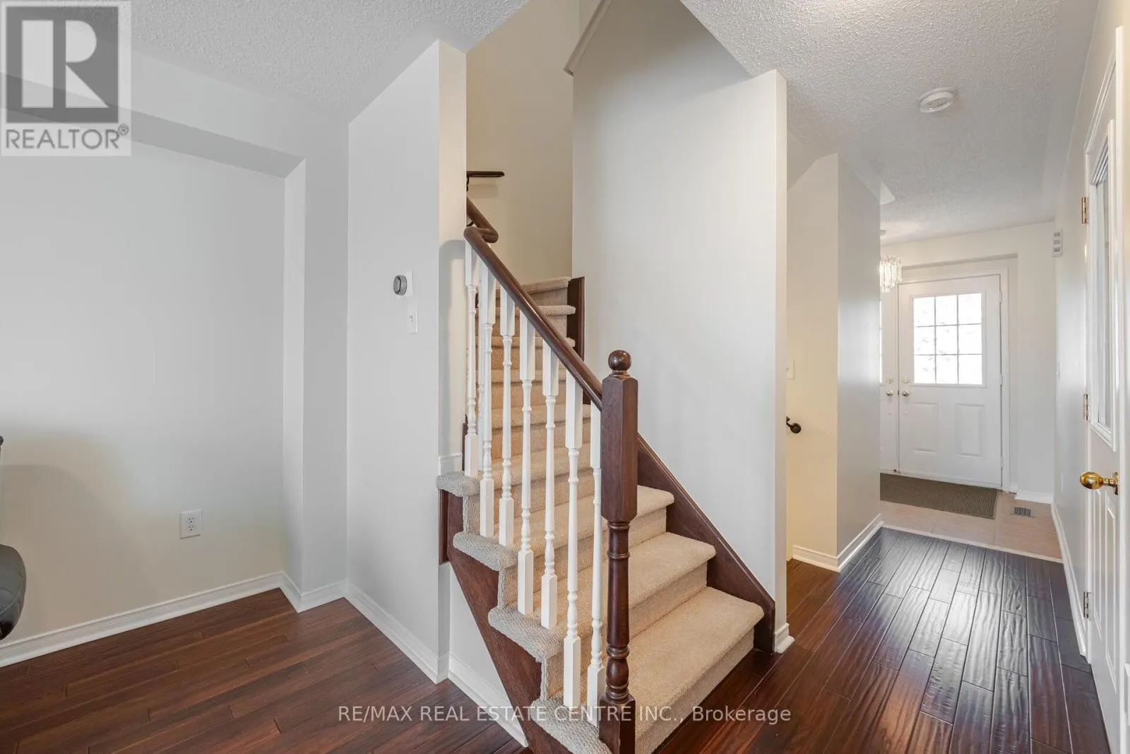 4834 CAPRI CRESCENT