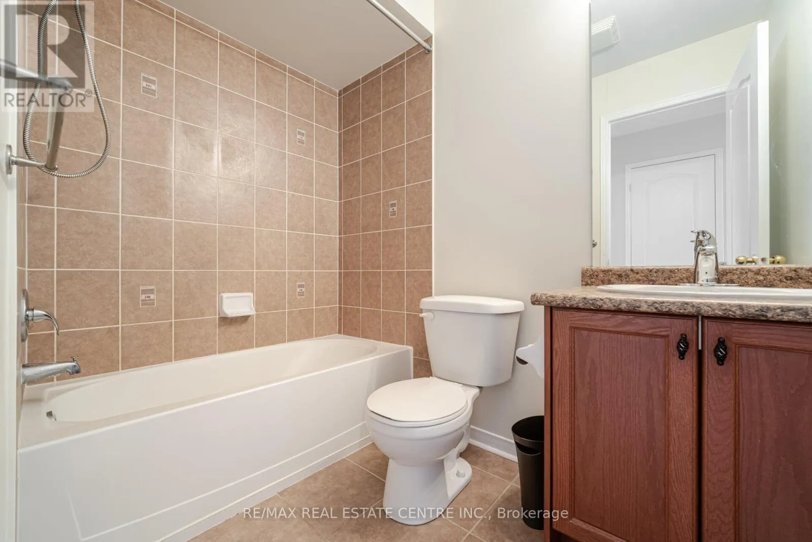 4834 CAPRI CRESCENT
