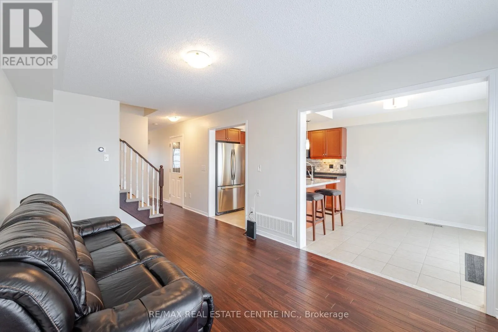 4834 CAPRI CRESCENT
