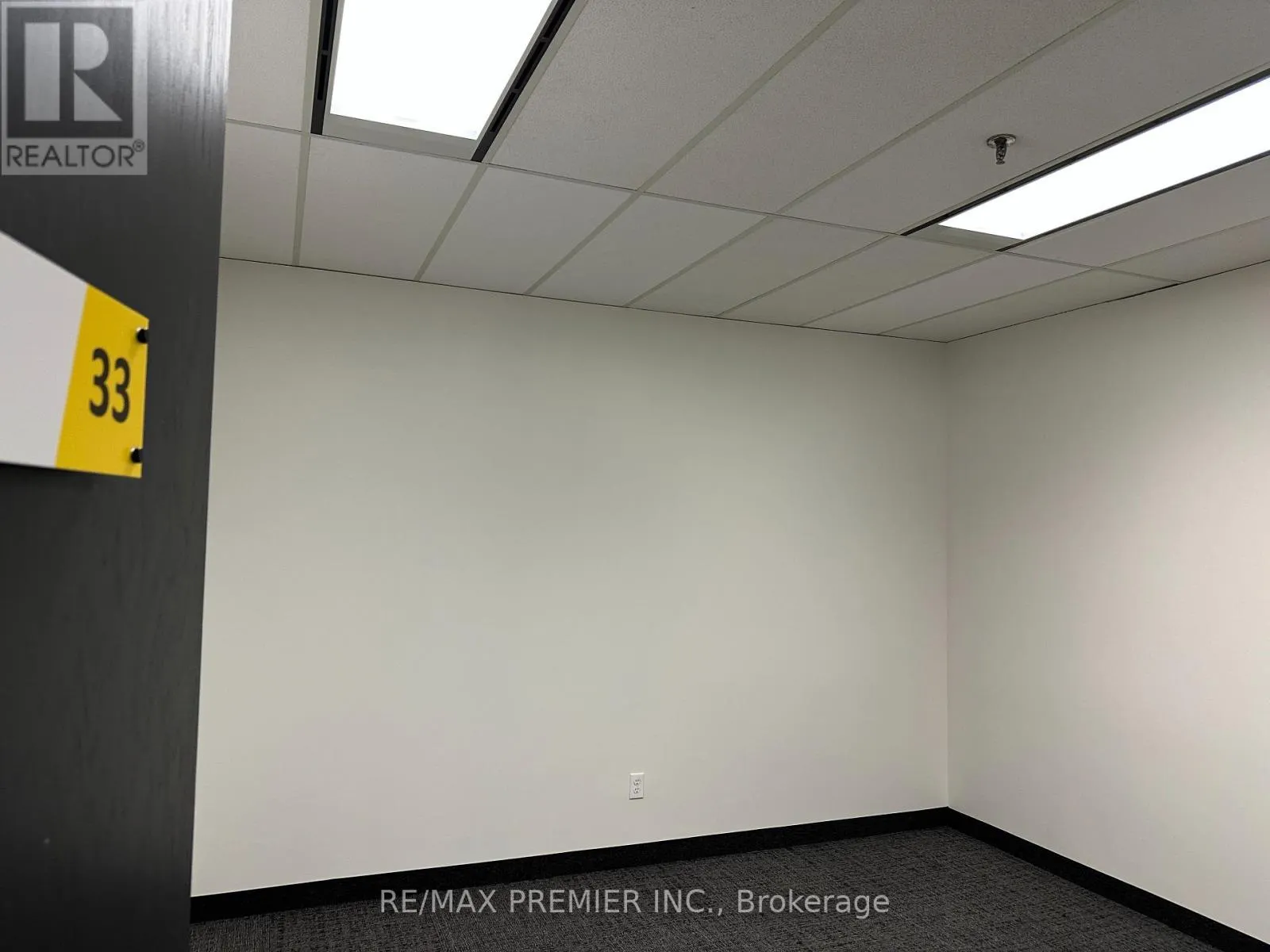 200-33 - 350 BURNHAMTHORPE ROAD W