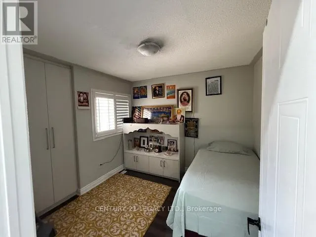21 SERENITY LANE