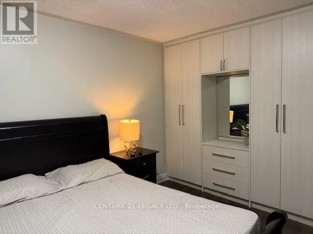 21 SERENITY LANE