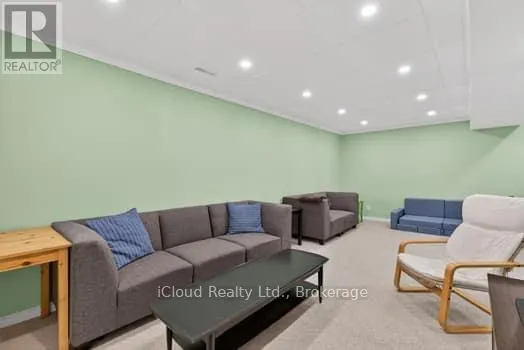 178 MARTINDALE CRESCENT